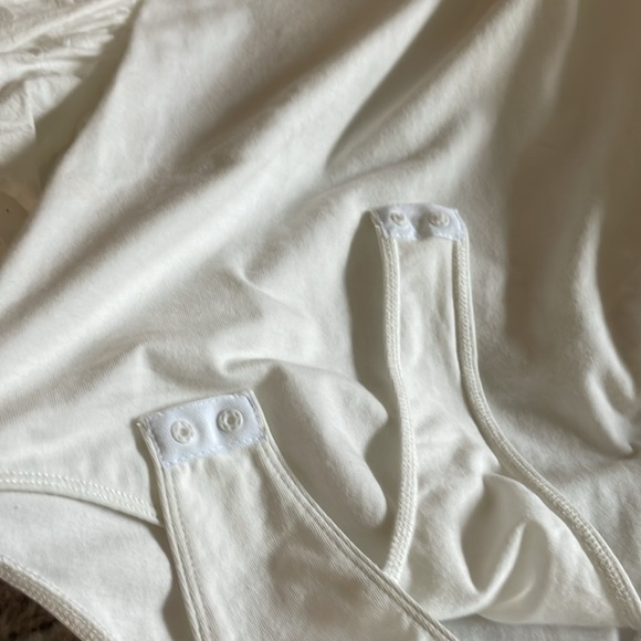 Zara Puff Sleeve Bodysuit - Picture 7 of 7